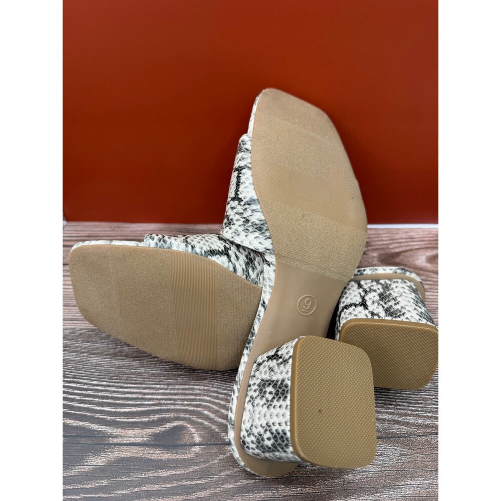 A New Day Snake Print Block Heel Slide Sandals Gold Buckle Size 9 - Picture 4 of 4